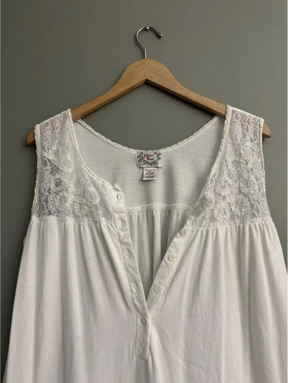 Vintage Claire’s Rose 100% Cotton Nightgown 🤍 - Picture 2 of 7